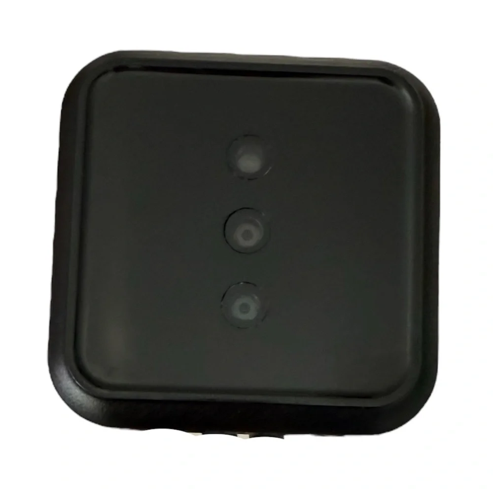 ADT PULSE NETWORK 3 LENS INDOOR-OUTDOOR SECURITY CAMERA